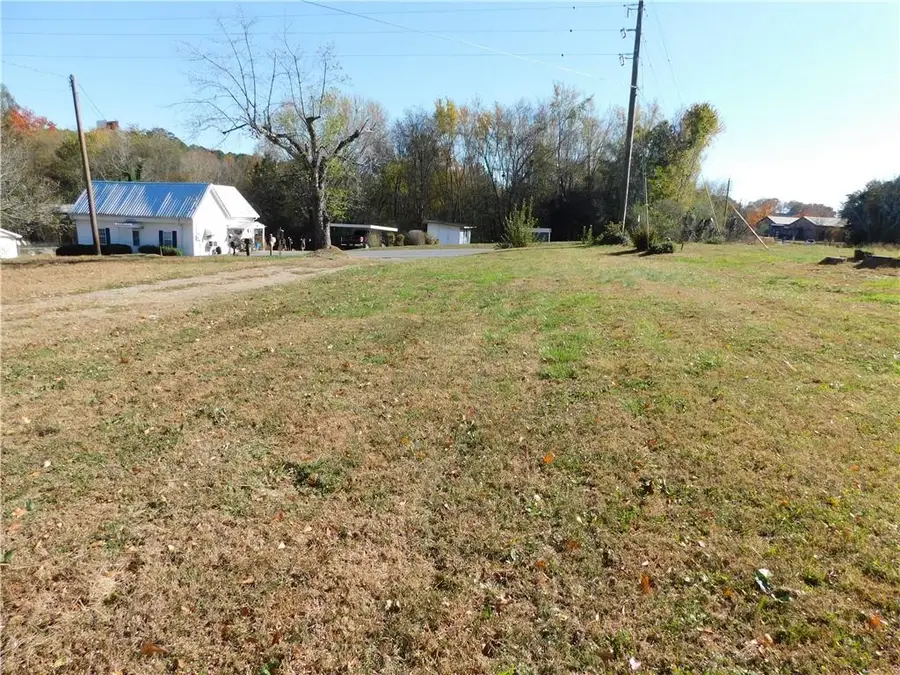 332 Newtown Road Ne, Calhoun, GA 30701 - Image #2