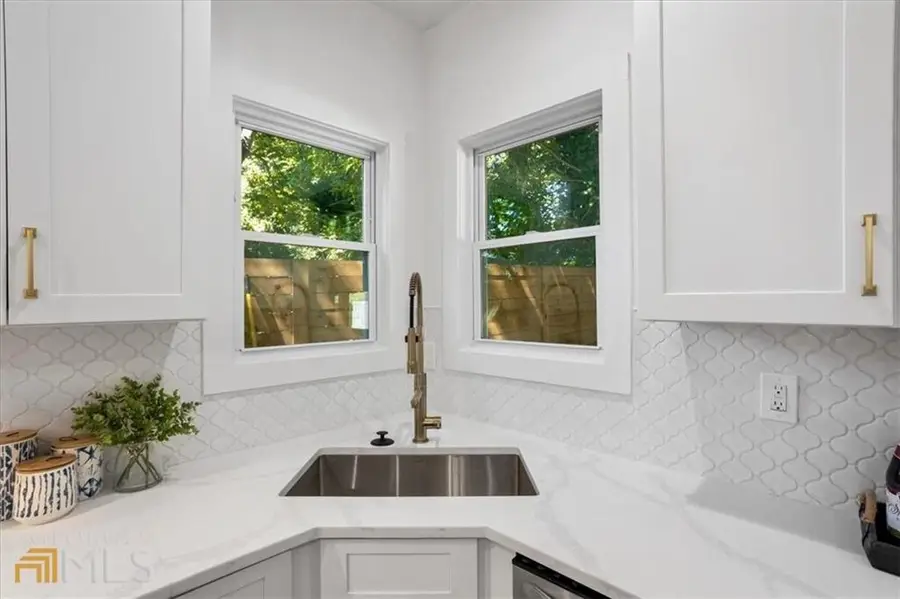 987 Fair Street Sw, Atlanta, GA 30314 - Image #3