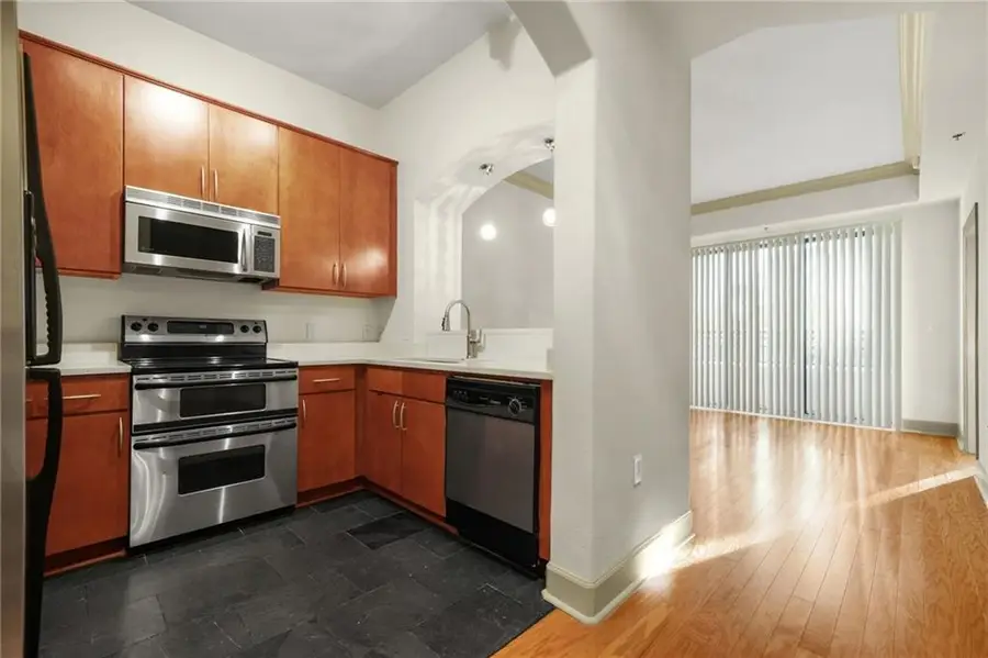 3445 Stratford Road Ne #305, Atlanta, GA 30326 - Image #3