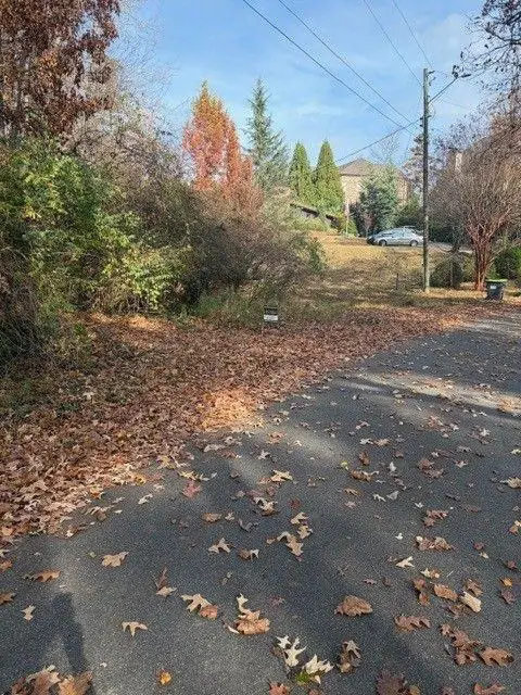 110 Robin Road Se, Marietta, GA 30067 - Image #3