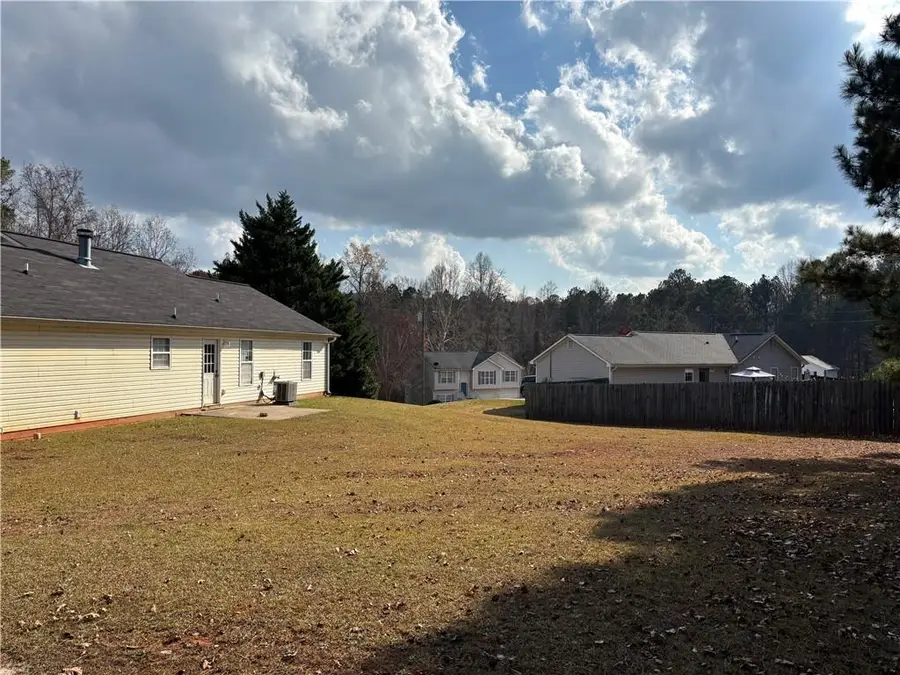 404 Thorn Thicket Drive, Rockmart, GA 30153 - Image #3