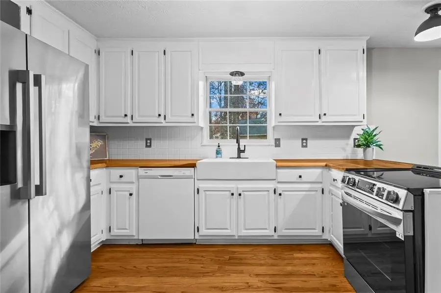 1925 Commonwealth Court, Cumming, GA 30041 - Image #2