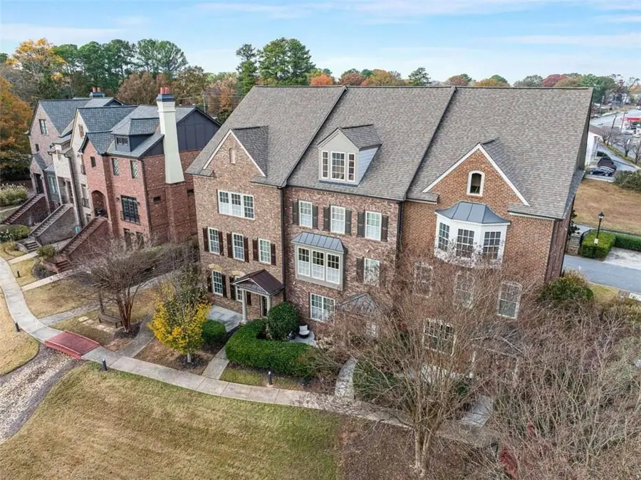 552 Micayne Circle Se, Smyrna, GA 30082 - Image #2