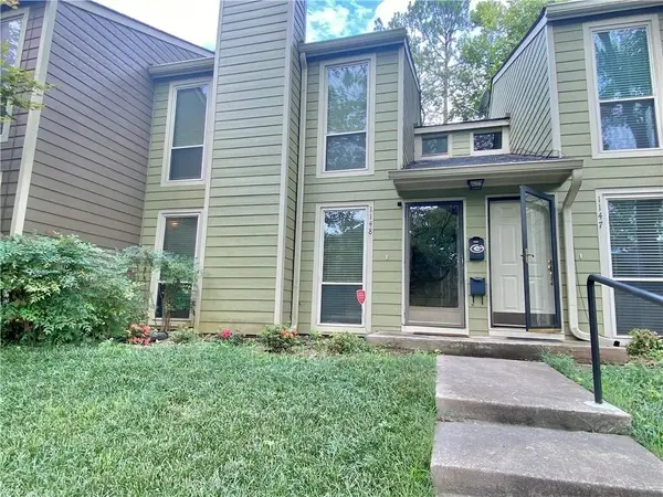 1148 Riverbend Club Drive Se, Atlanta, GA 30339