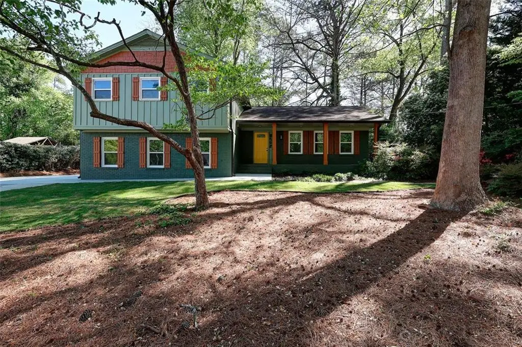 2538 Three Bars Dr, Grayson, GA 30017 - Image #1