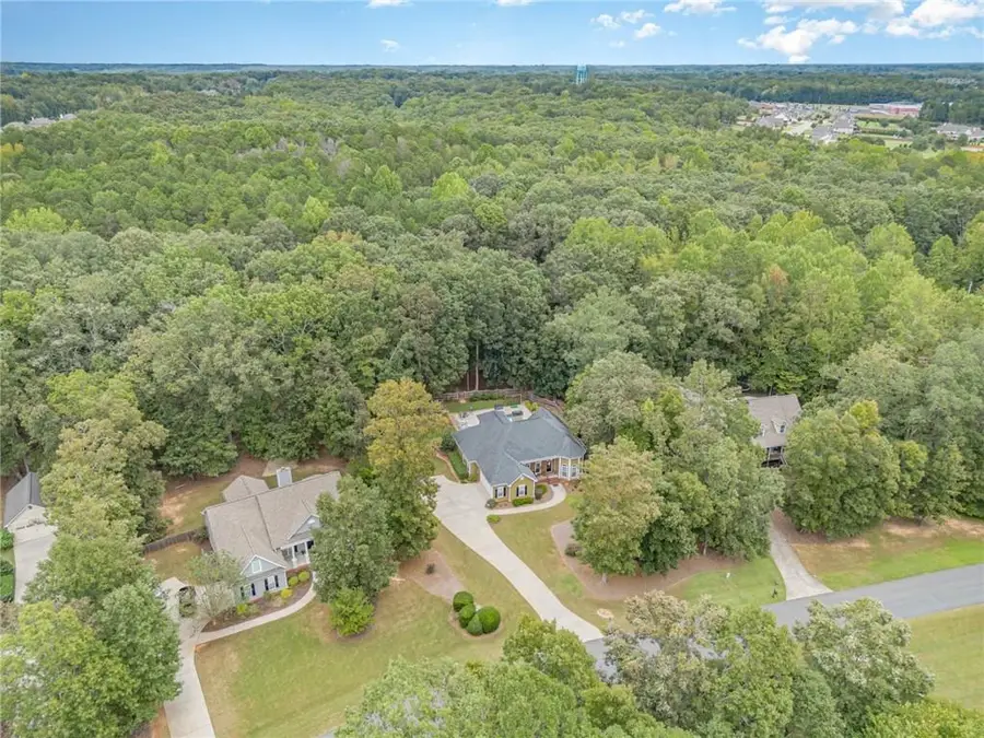 1201 Dove Creek Circle, Statham, GA 30666 - Image #3