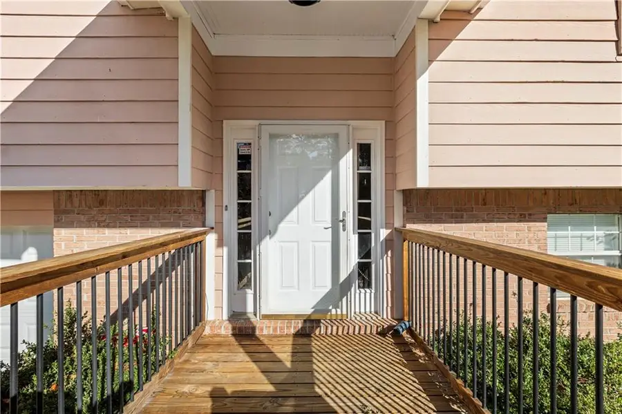 2102 Sandtree Court Sw, Atlanta, GA 30331 - Image #2