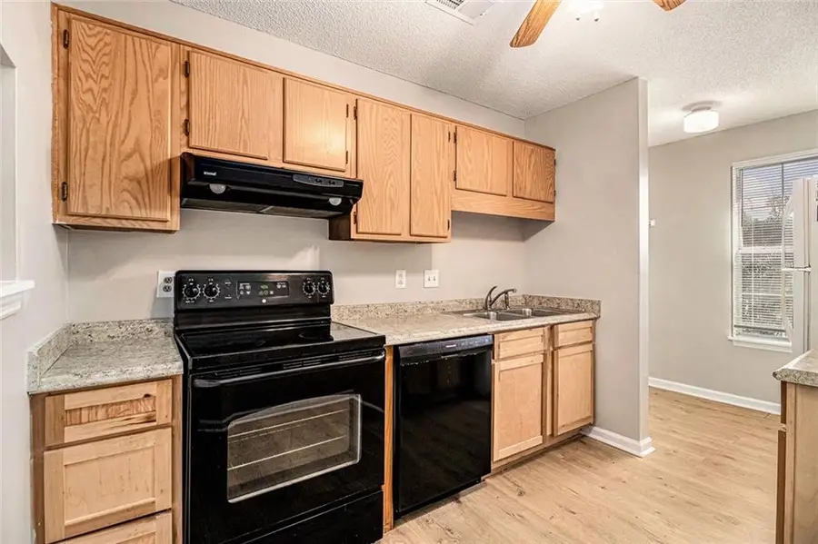 6174 Field Stone Drive, Douglasville, GA 30134 - Image #2