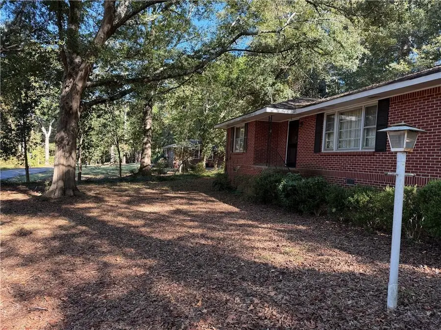 436 Baggett Circle, Lawrenceville, GA 30044 - Image #2