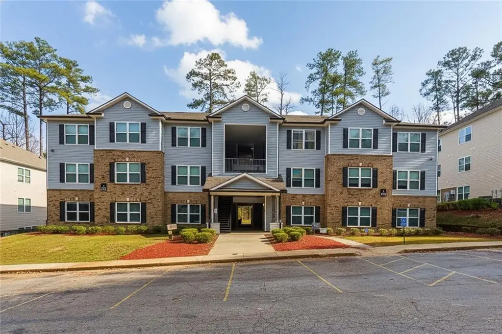3102 Fairington Village Drive, Lithonia, GA 30038 - Image #1