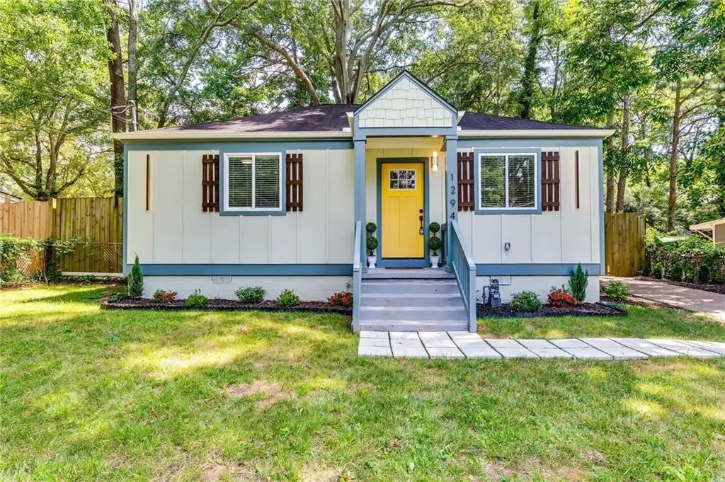 1294 Almont Drive Sw, Atlanta, GA 30310 - Image #1