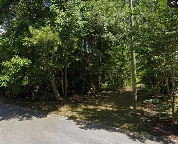 3840 Mountain Cove Road, Snellville, GA 30039