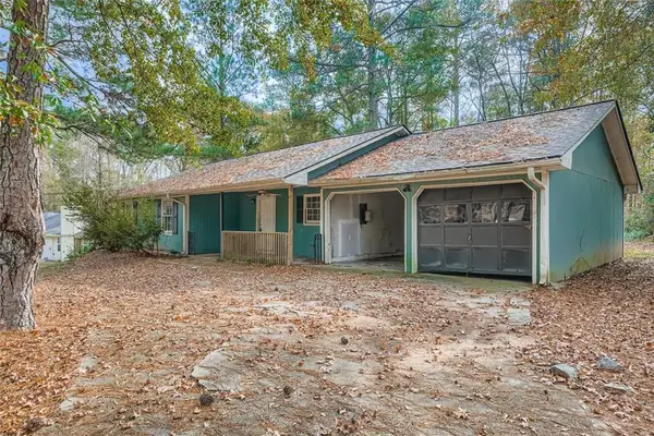 200 Hidden Pines Drive, Covington, GA 30016