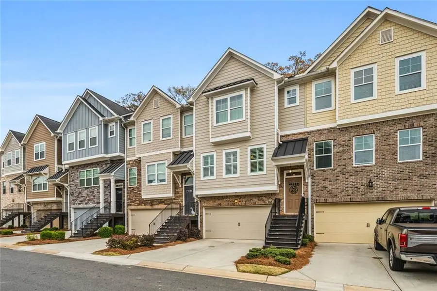 2523 Hedgeway Circle, Kennesaw, GA 30144 - Image #2