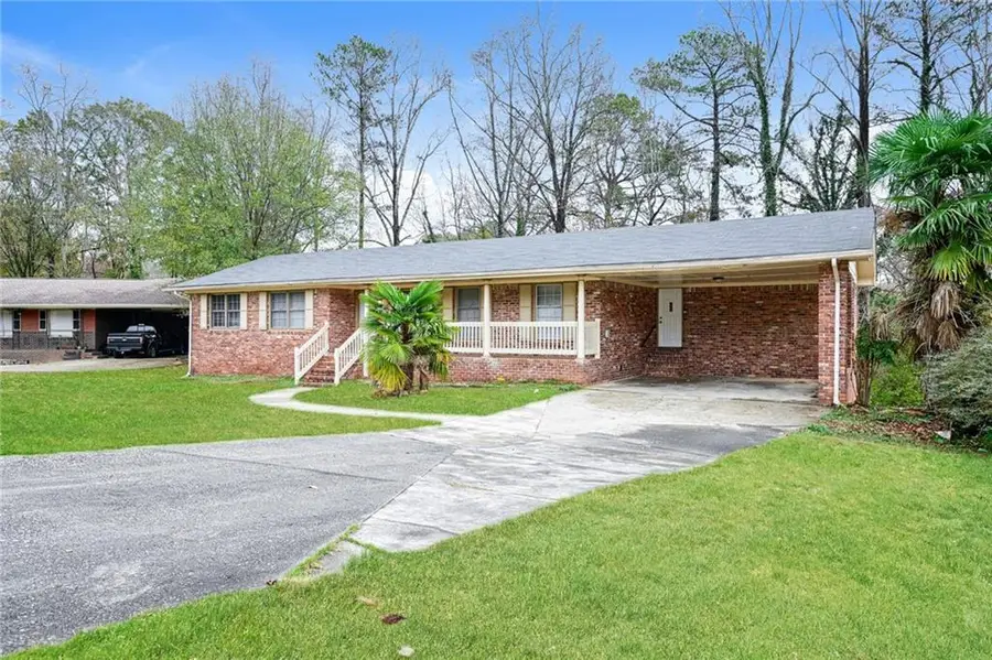 6570 Charles Drive, Morrow, GA 30260 - Image #2