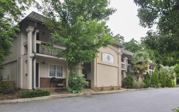 655 E Campus Road #33, Athens, GA 30605
