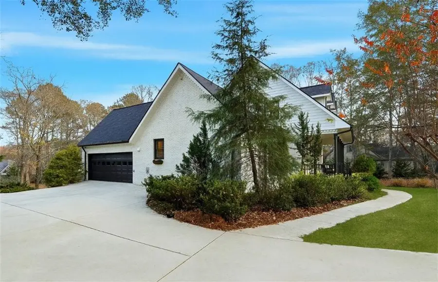 5094 Meadowbrook Circle, Suwanee, GA 30024 - Image #3