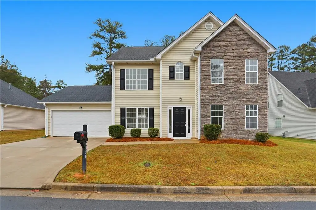 5556 Claridge Circle, Stonecrest, GA 30038 - Image #1