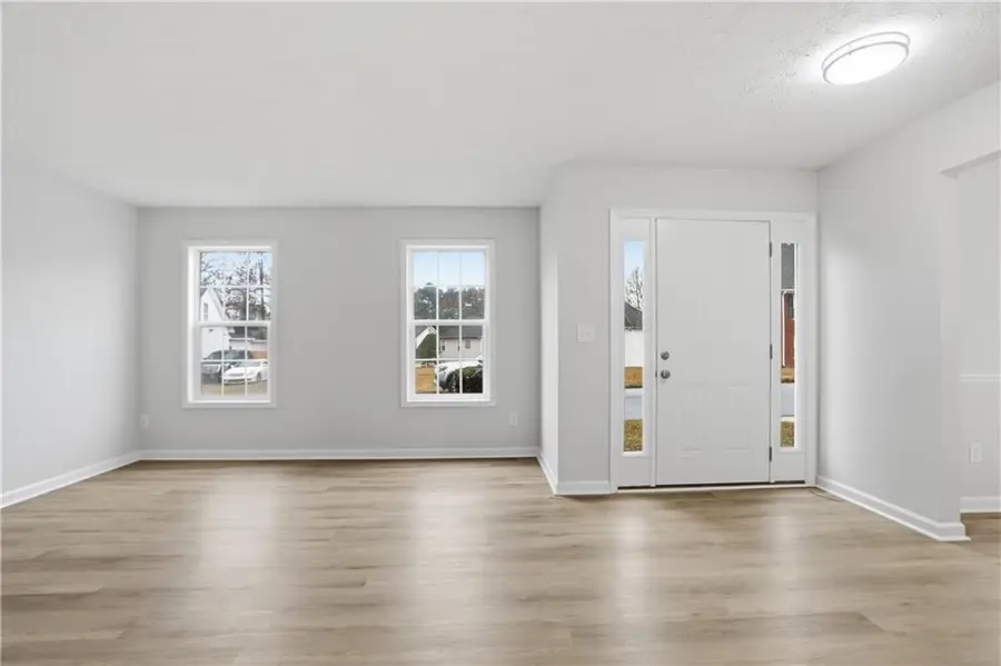 5556 Claridge Circle, Stonecrest, GA 30038 - Image #2