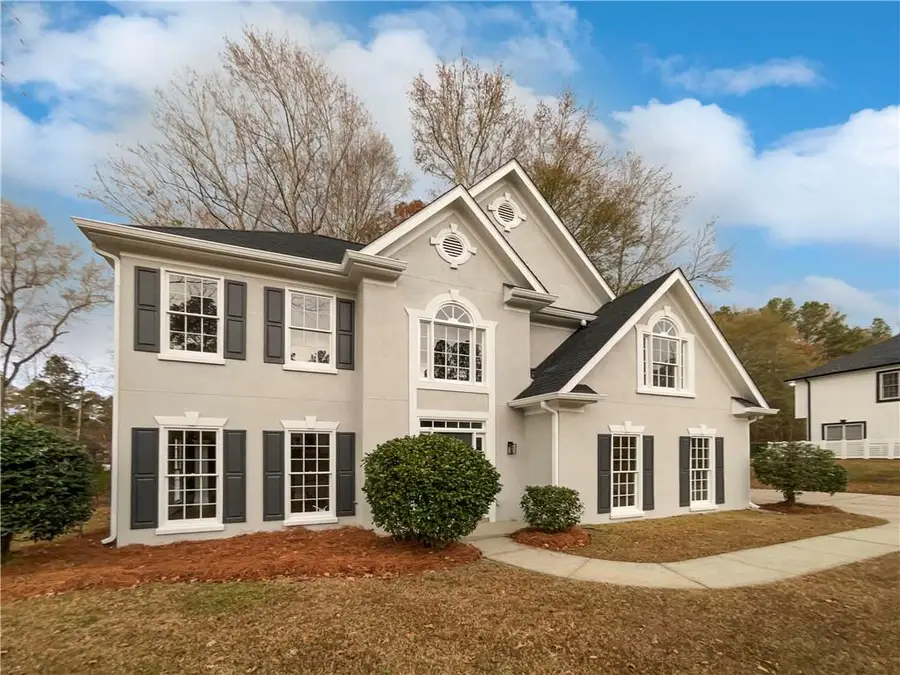 1817 Lake Cove Drive Sw, Atlanta, GA 30331 - Image #2