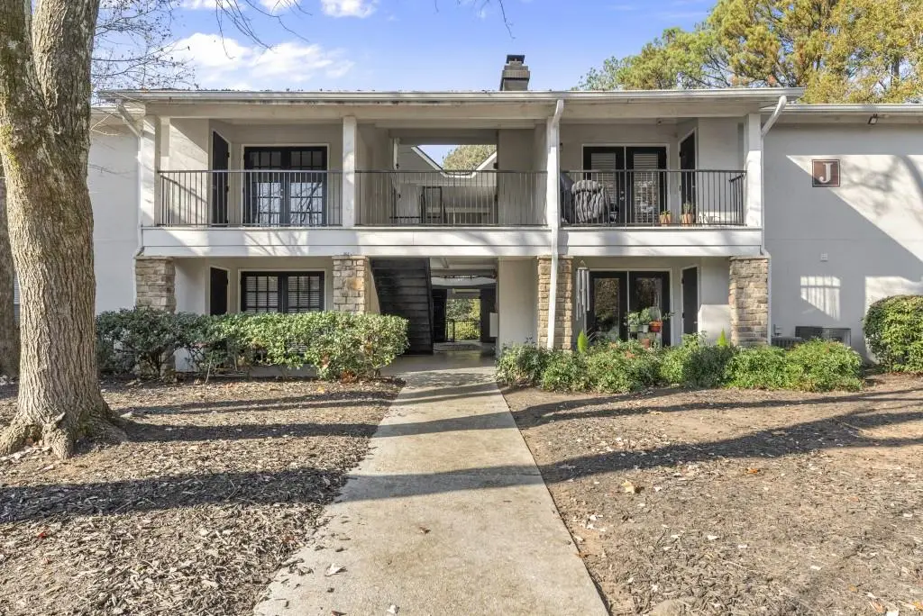 1150 Collier Road Nw #J18, Atlanta, GA 30318 - Image #1