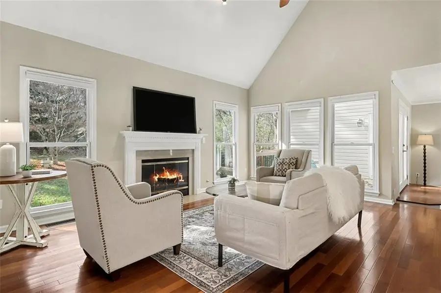 325 Abbotts Close, Alpharetta, GA 30005 - Image #3