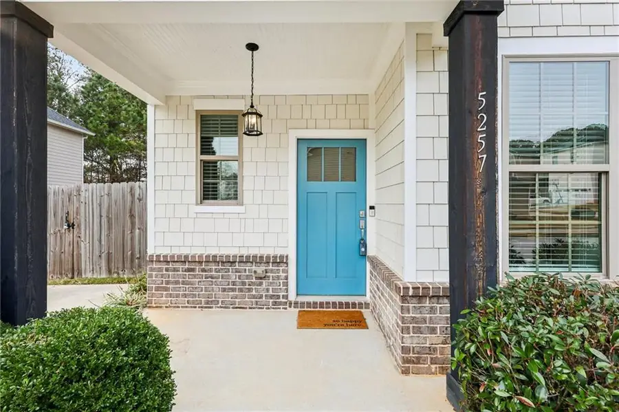 5257 Hearthstone Street, Stone Mountain, GA 30083 - Image #2