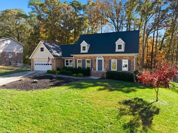 2334 Pine Point Drive, Lawrenceville, GA 30043