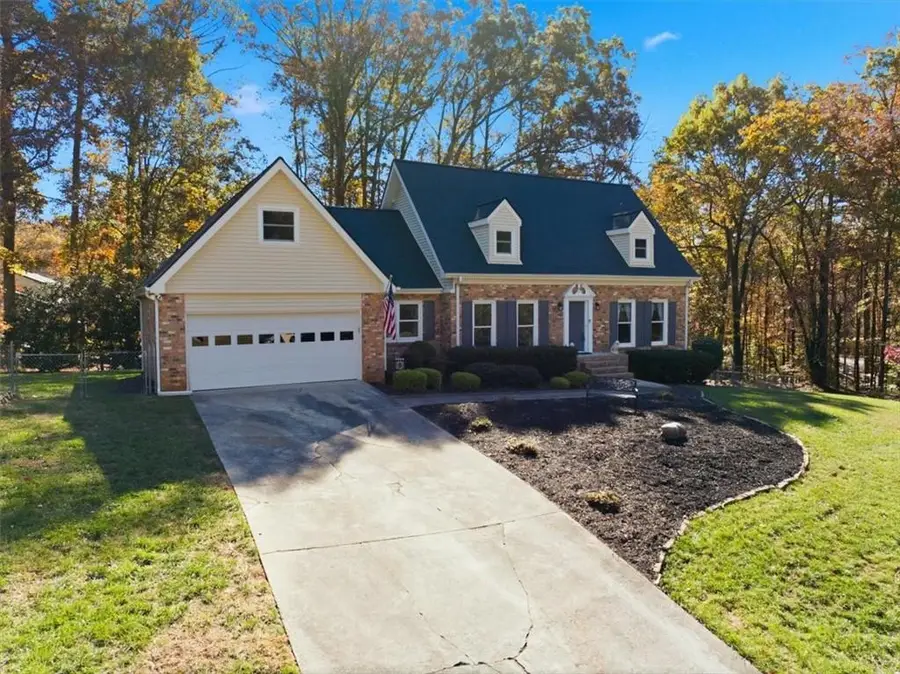 2334 Pine Point Drive, Lawrenceville, GA 30043 - Image #3