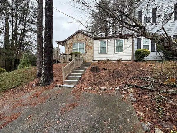 6810 Panda Drive #B, Austell, GA 30168