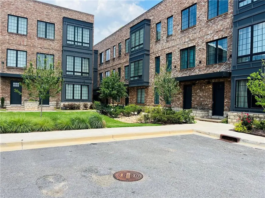 269 Castleberry Station Drive Sw, Atlanta, GA 30313 - Image #2