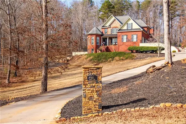 351 Shoals Lane, Clarkesville, GA 30523