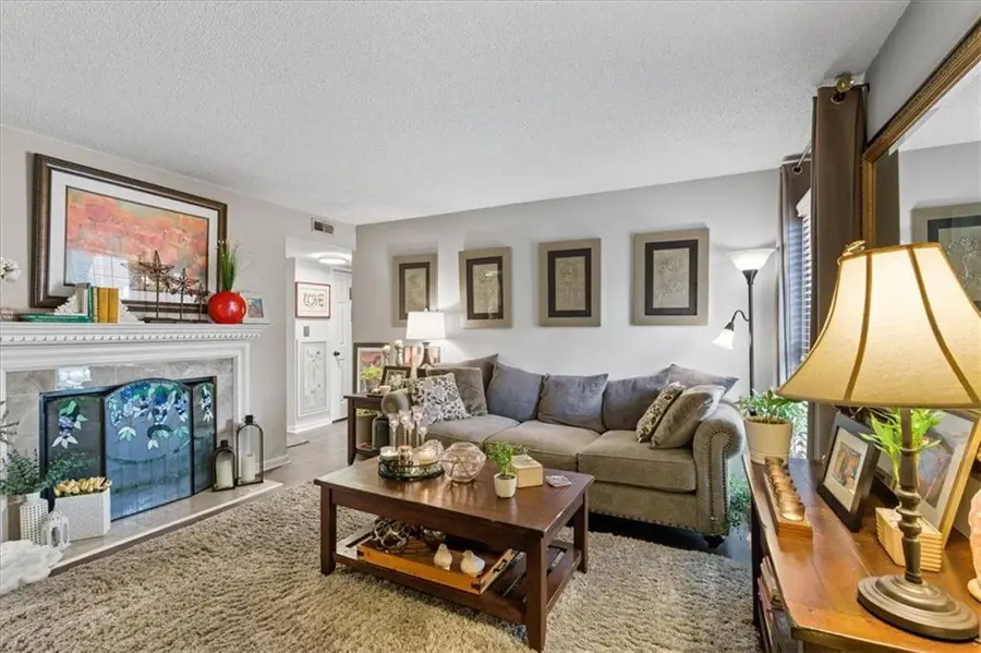 1166 Booth Road Sw, Marietta, GA 30008 - Image #2