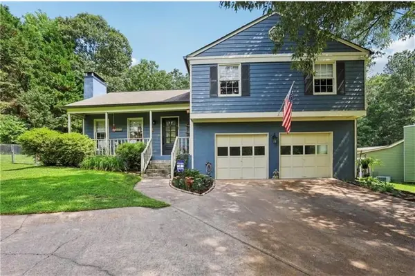 9725 Kings Road, Gainesville, GA 30506