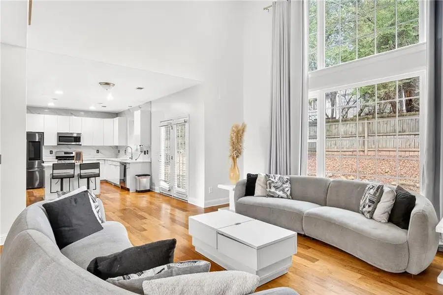 12595 Huntington Trace, Alpharetta, GA 30005 - Image #2