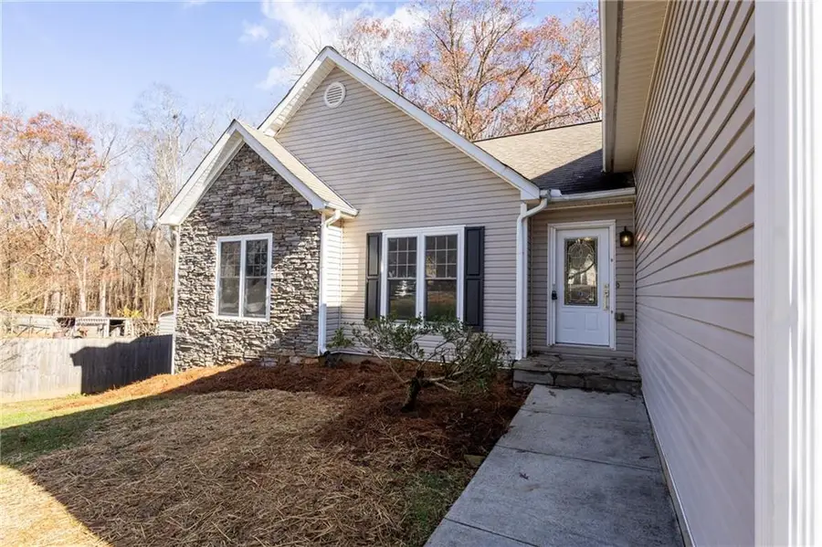 1070 Leighs Brook Way, Dacula, GA 30019 - Image #2