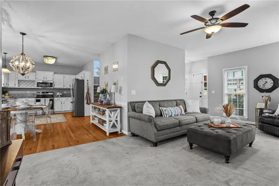 907 Feather Creek Lane, Woodstock, GA 30189 - Image #2