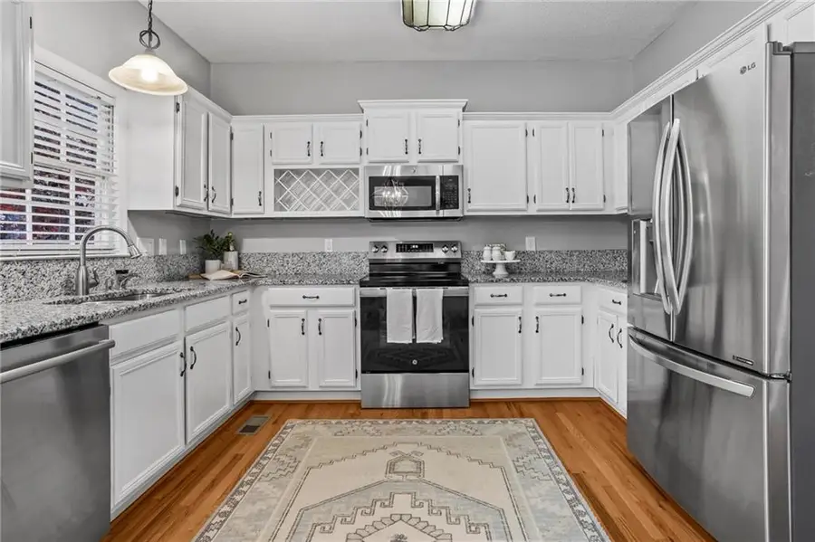 907 Feather Creek Lane, Woodstock, GA 30189 - Image #3