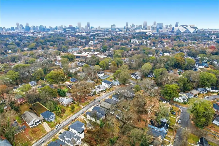 1044 Mayson Turner Road Nw, Atlanta, GA 30314 - Image #2