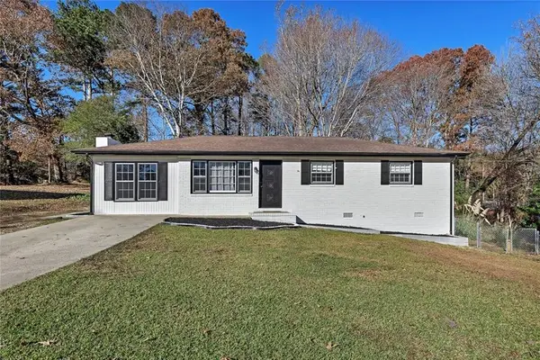 4385 Donegal Circle, Lithia Springs, GA 30122