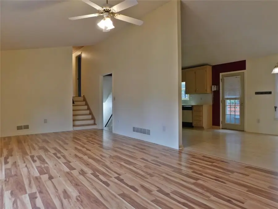 29 Stonebrook Drive Sw, Euharlee, GA 30120 - Image #3