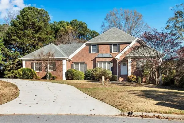 1019 Henna Court Se, Conyers, GA 30013