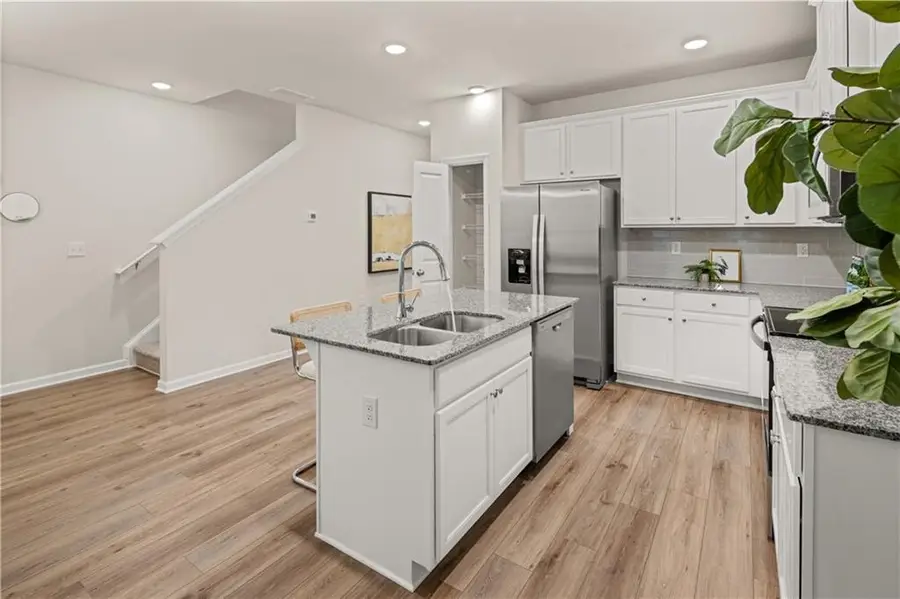 4263 Notting Hill Drive, Atlanta, GA 30331 - Image #3