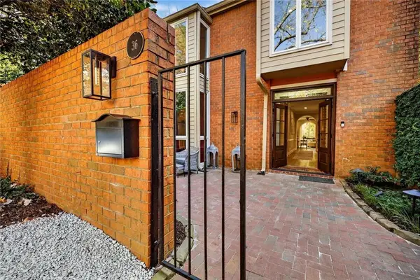 36 Willow Glen Ne, Atlanta, GA 30342