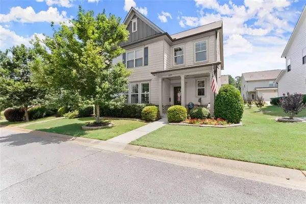 6021 Harbour Mist Drive, Flowery Branch, GA 30542