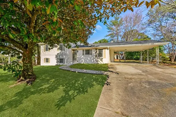 1286 Robin Road Ne, Conyers, GA 30012