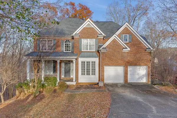 682 Montglade Court, Suwanee, GA 30024