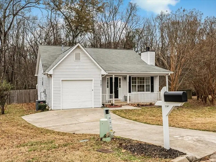 5781 Creekside Drive, Rex, GA 30273 - Image #2