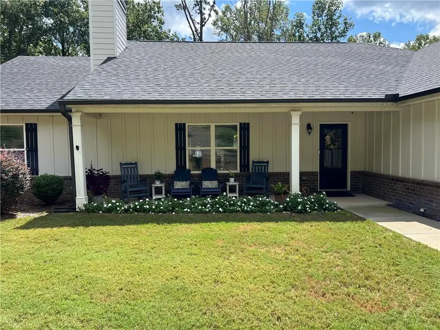 561 Oconee Lane, Commerce, GA 30529 - Image #2