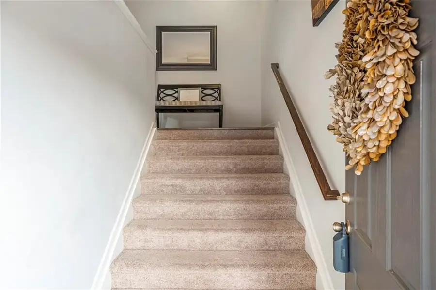 642 Royal Crest Court, Canton, GA 30115 - Image #3